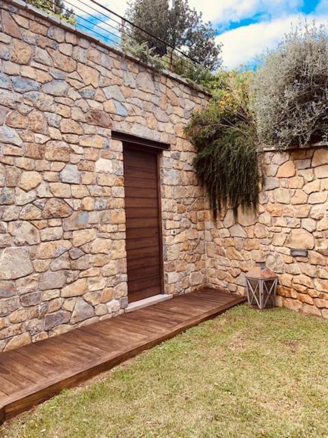 Podere Il Castellaccio Кастането Кардучи Екстериор снимка